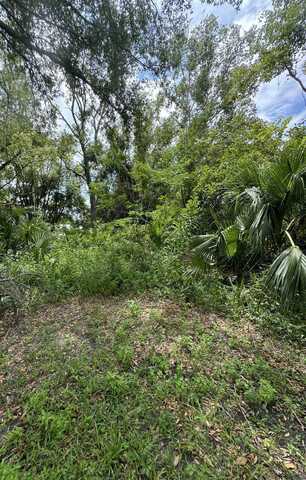 W Richard Bell Avenue, PERRY, FL 32347