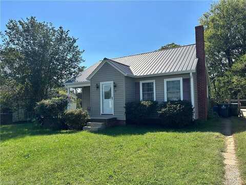 103 Harrington Avenue, Lexington, NC 27292