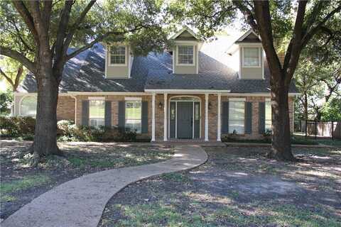 207 Westlane Circle, Woodway, TX 76712