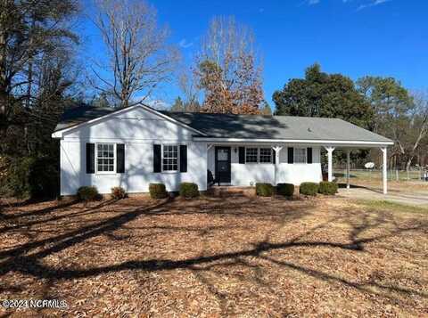 3825 Longleaf Drive NE, Elm City, NC 27822