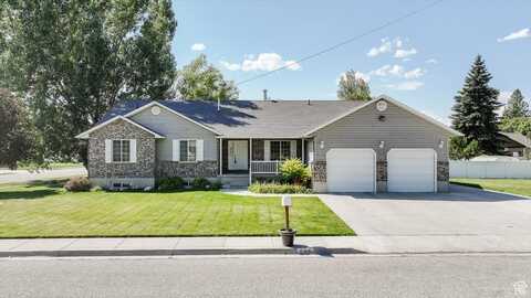 690 S 1ST E, Preston, ID 83263