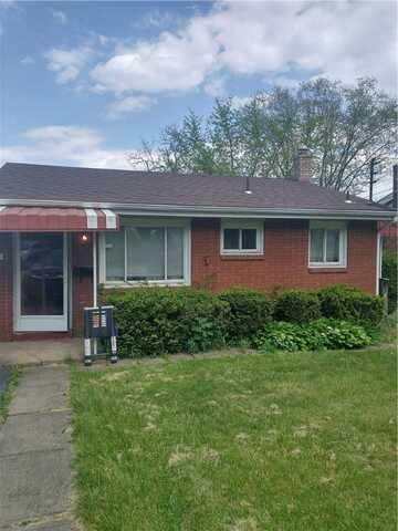 68 Central Ave, Versailles, PA 15137