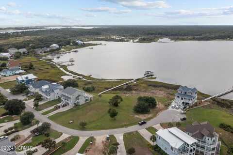 171 Big Hammock Point Road, Sneads Ferry, NC 28460