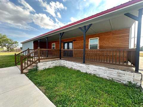 904 S Morse Avenue, Stinnett, TX 79083