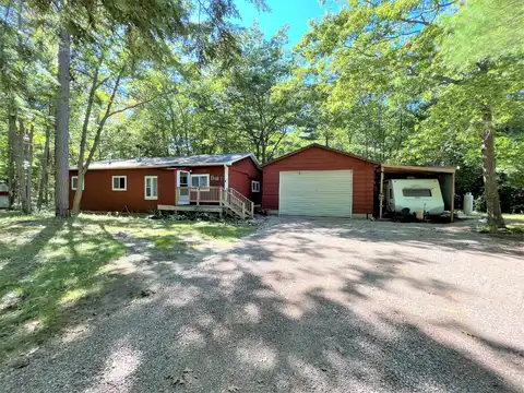 14157 Vaness Drive, Cheboygan, MI 49721