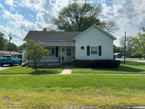 203 Barr Street S, Out Of Area (LOBR), MO 65240