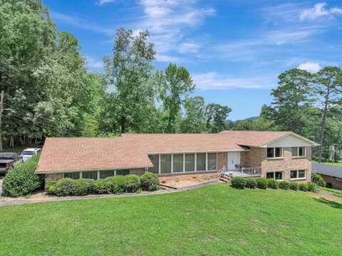 681 Courtney Lane, Chattanooga, TN 37415