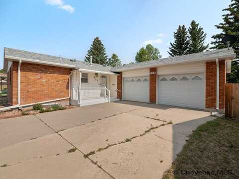 513 HARVARD LN, Cheyenne, WY 82009