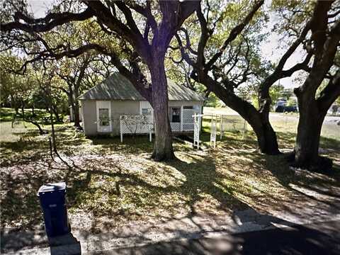 1051 S Whitney Street, Aransas Pass, TX 78336