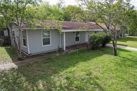 103 N Lightburne Street, Beeville, TX 78102