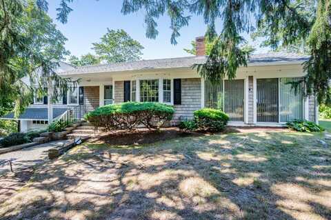 98 Wilton Drive, Centerville, MA 02632