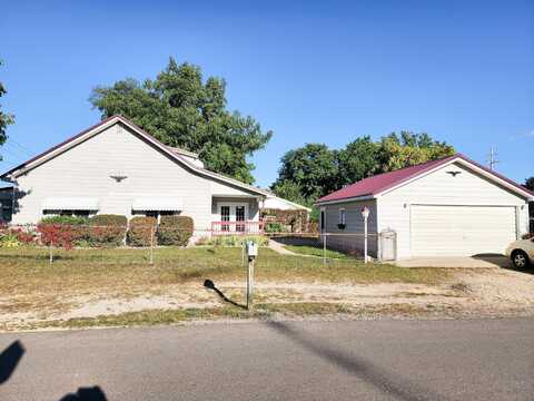 295 W Birch, Harrison, MI 48625