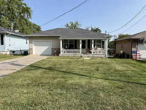 535 E State ST, Marshall, MO 65340