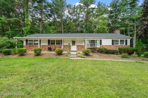 11 Forest Drive, Clifton Park, NY 12019