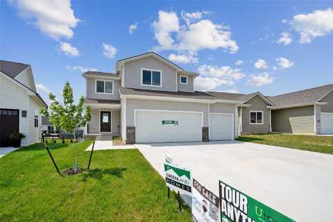 904 Spruce Avenue, Norwalk, IA 50211