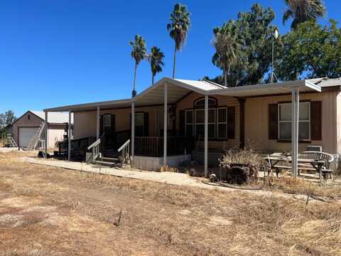 8226 Hughes Avenue S, Fresno, CA 93706