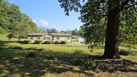 130 West Deep Creek Road, Bryson City, NC 28713