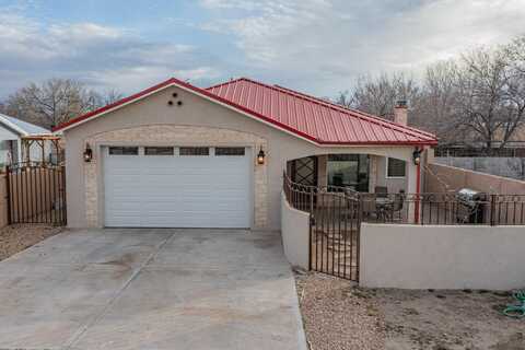 3181 Arenal Road SW, Albuquerque, NM 87105