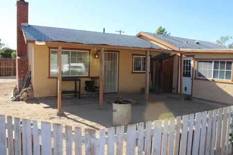 9156 W Ave E, Lancaster, CA 93536