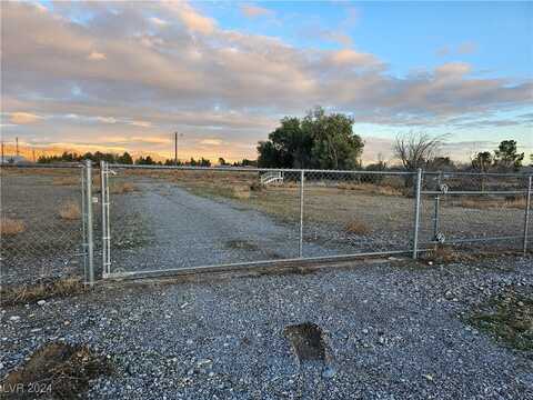 4151 Whirlwind Avenue, Pahrump, NV 89048