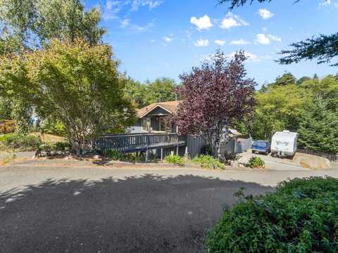 4101 Hillside Court, Eureka, CA 95503