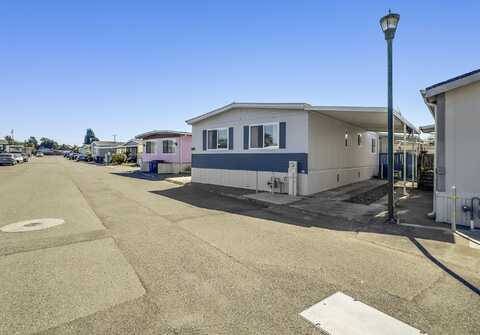 1040 Deborah Drive, McKinleyville, CA 95519