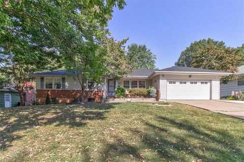 7600 Crescent Drive, Raytown, MO 64138