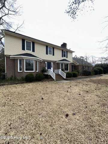 128 Kemberly Court, Jacksonville, NC 28540