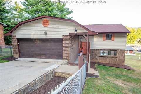 1712 WINDING HILLS Drive, Charleston, WV 25320