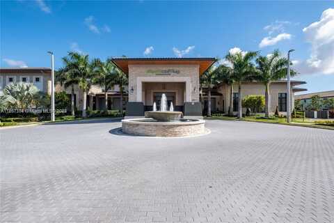 10419 NW 82nd St, Doral, FL 33178