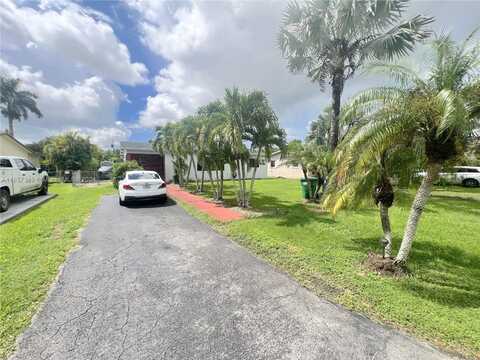 17230 SW 301st St, Homestead, FL 33030