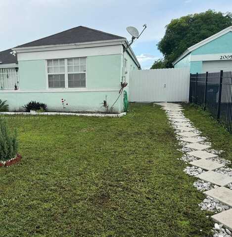 20065 NW 36th Ave, Miami Gardens, FL 33056