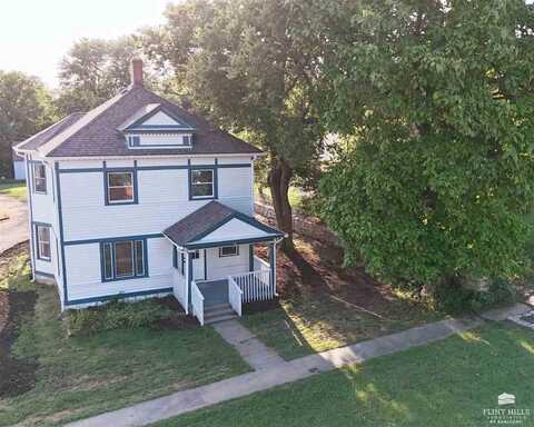 19 N Belfry Street, Council Grove, KS 66846