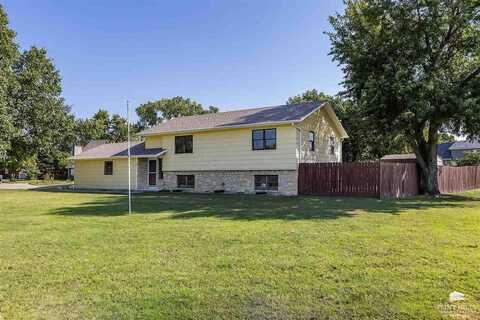 417 S Spring Valley Road, Junction City, KS 66441