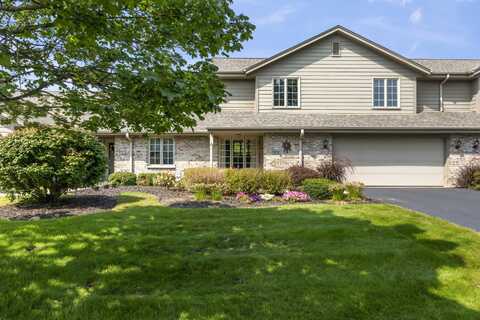 3845 Yukon Rd, Brookfield, WI 53045