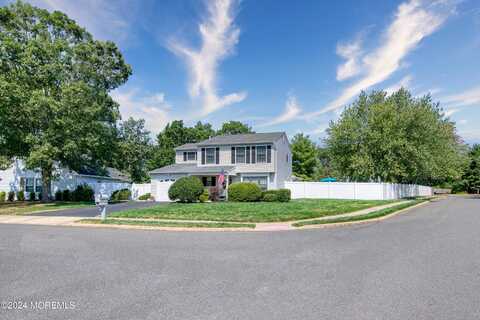 17 Stowe Lane, Howell, NJ 07731