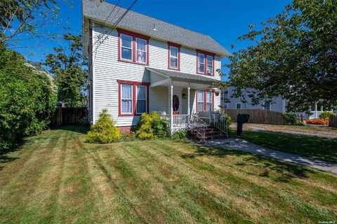 19 Amity Street, Patchogue, NY 11772