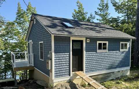 30 Ferry Road, Prospect, ME 04981