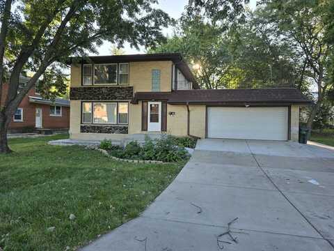 416 S Summit Street, Barrington, IL 60010