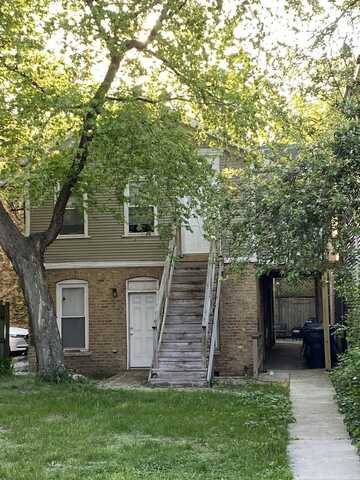 2329 N Geneva Terrace, Chicago, IL 60614