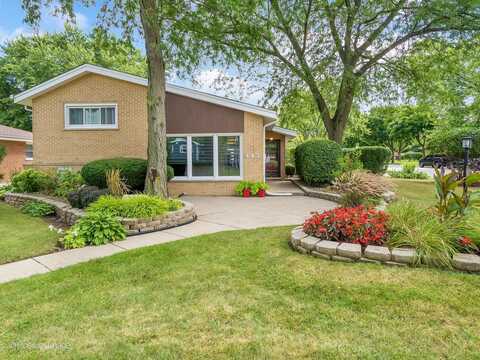 445 S Princeton Avenue, Itasca, IL 60143