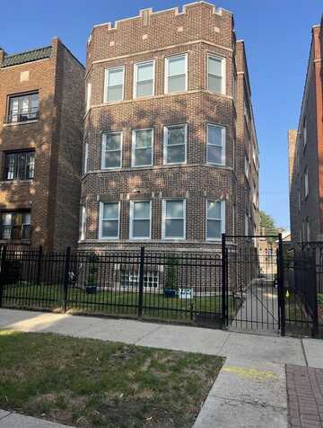 7417 S Chappel Avenue, Chicago, IL 60649