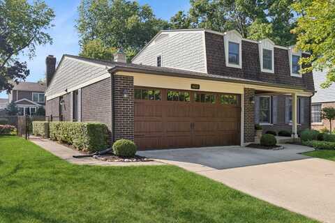 1608 N Douglas Avenue, Arlington Heights, IL 60004