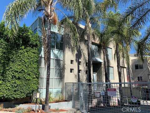 18215 Burbank Boulevard, Tarzana, CA 91356