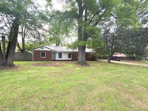 197 N. Brooks St., Pontotoc, MS 38863