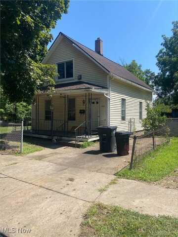 5636 Drake Avenue, Cleveland, OH 44127