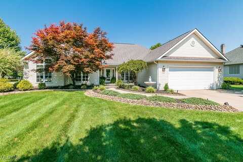 5599 Hawthorne Drive, Highland Heights, OH 44143