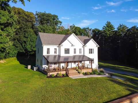 8 Willow Vale Road, Atkinson, NH 03811