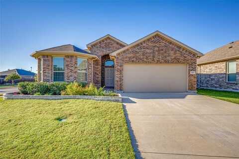 301 Red Fox Lane, Denton, TX 76210