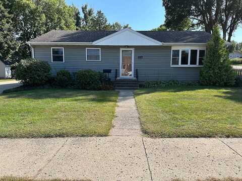 1117 South Street, Jackson, MN 56143